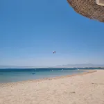 Wadi Jebal Lodge For A Family With Pool And Beach Access