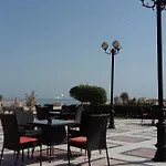 Gravity Hotel - Samra Bay - A Luxury Studio Apartment Just For You