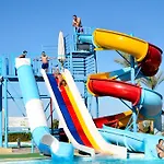 Queen Sharm Aqua Park Hotel