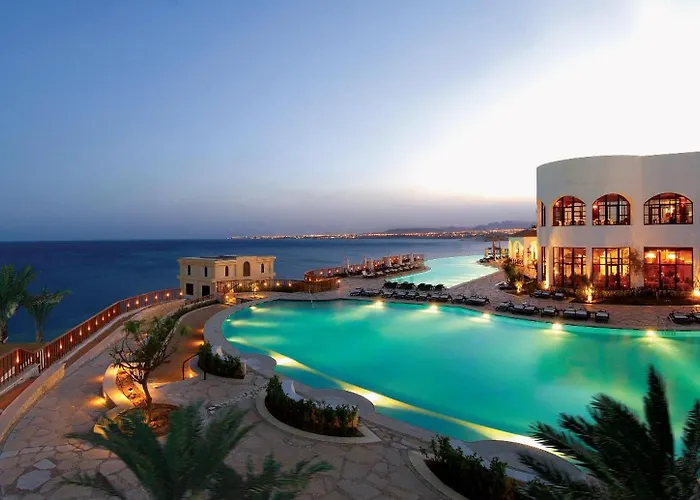 Reef Oasis Blue Bay Resort & Spa