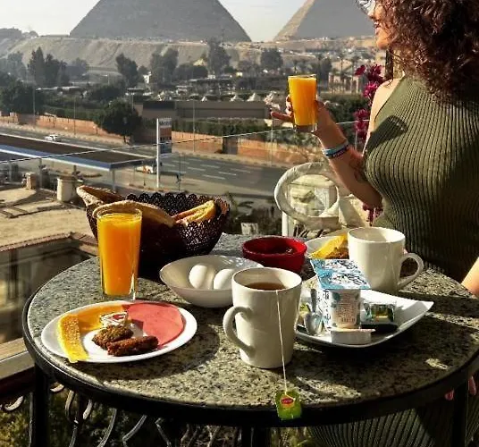 Unique Pyramids Boutique Inn