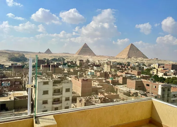 Eterna Pyramids Inn