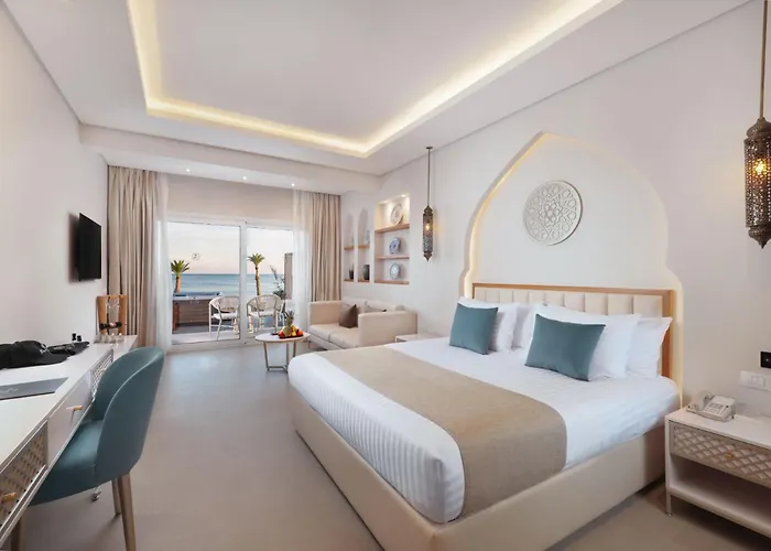 Sunrise Remal Beach Resort