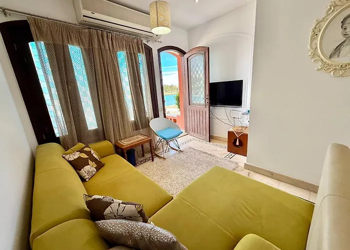 Exquisite 1Br Chalet With Pool & Lagoon - Elgouna