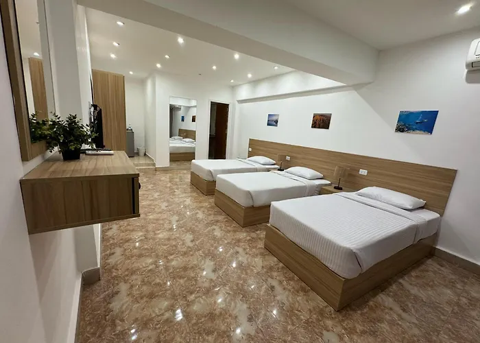 Lilly Rooms And Studio