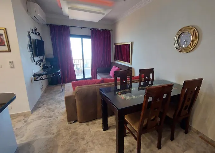 Seafront Apartment G311