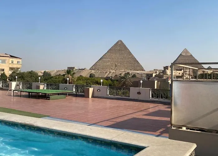 Stay Inn Pyramid View