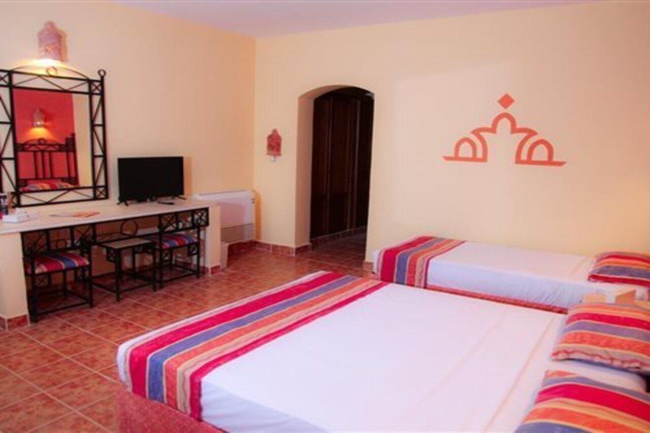 Bliss Marina Hotel 4*