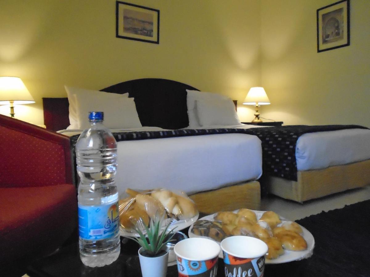 Hotel Grand Pyramids
