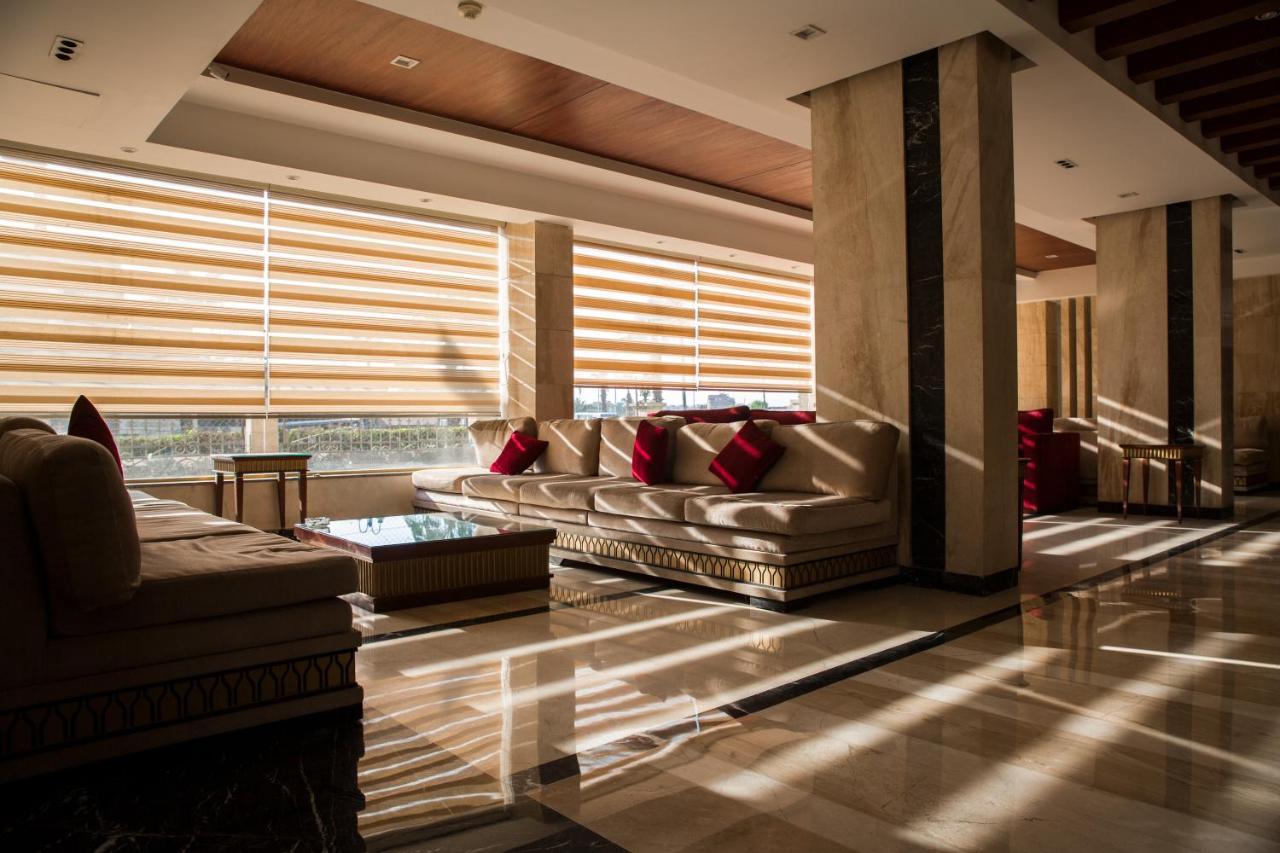 Tiba Pyramids 4* Giza