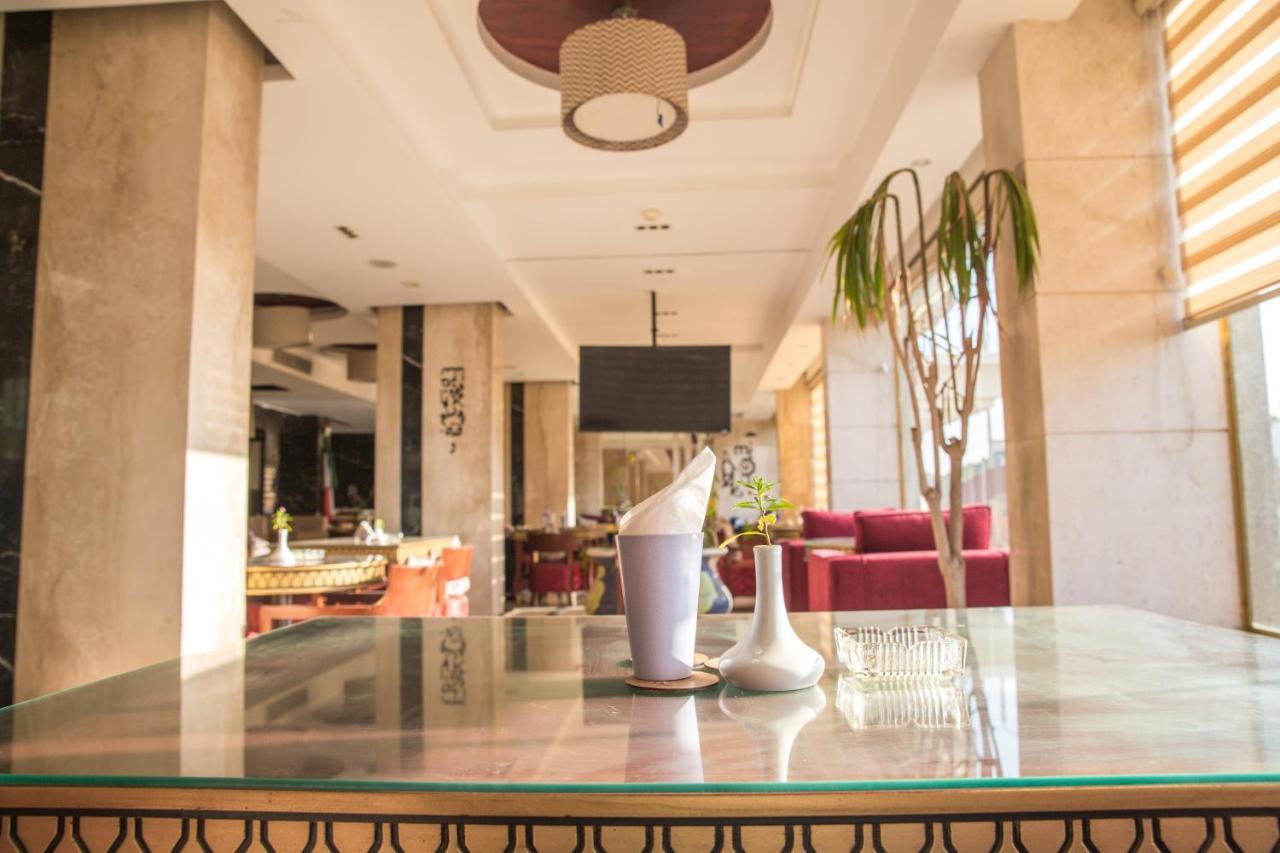 Hotel Tiba Pyramids 4*