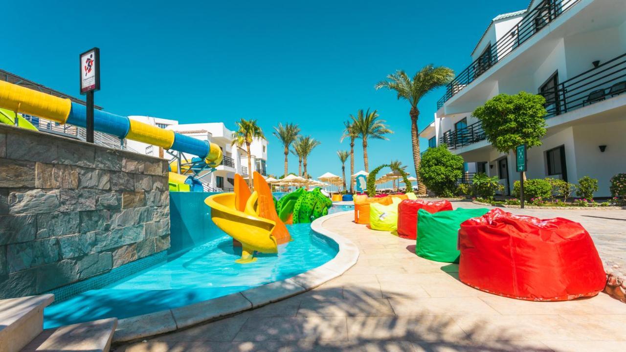 Hotel La Rosa Waves - Couple & Families Only