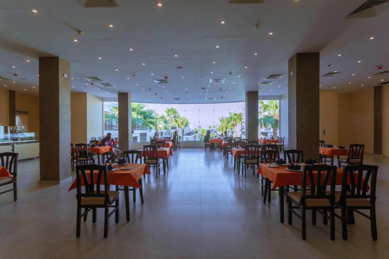 Hotel La Rosa Waves - Couple & Families Only 4*