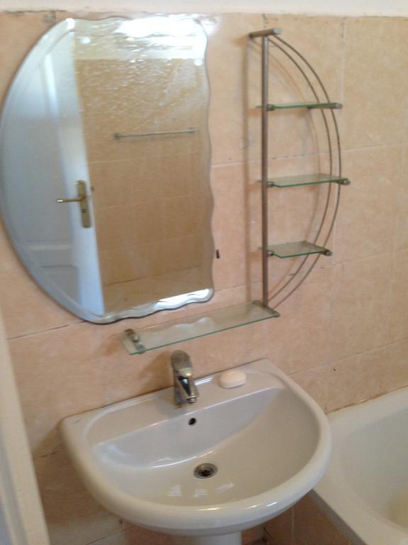 Carlton Deluxe Residences & 4*