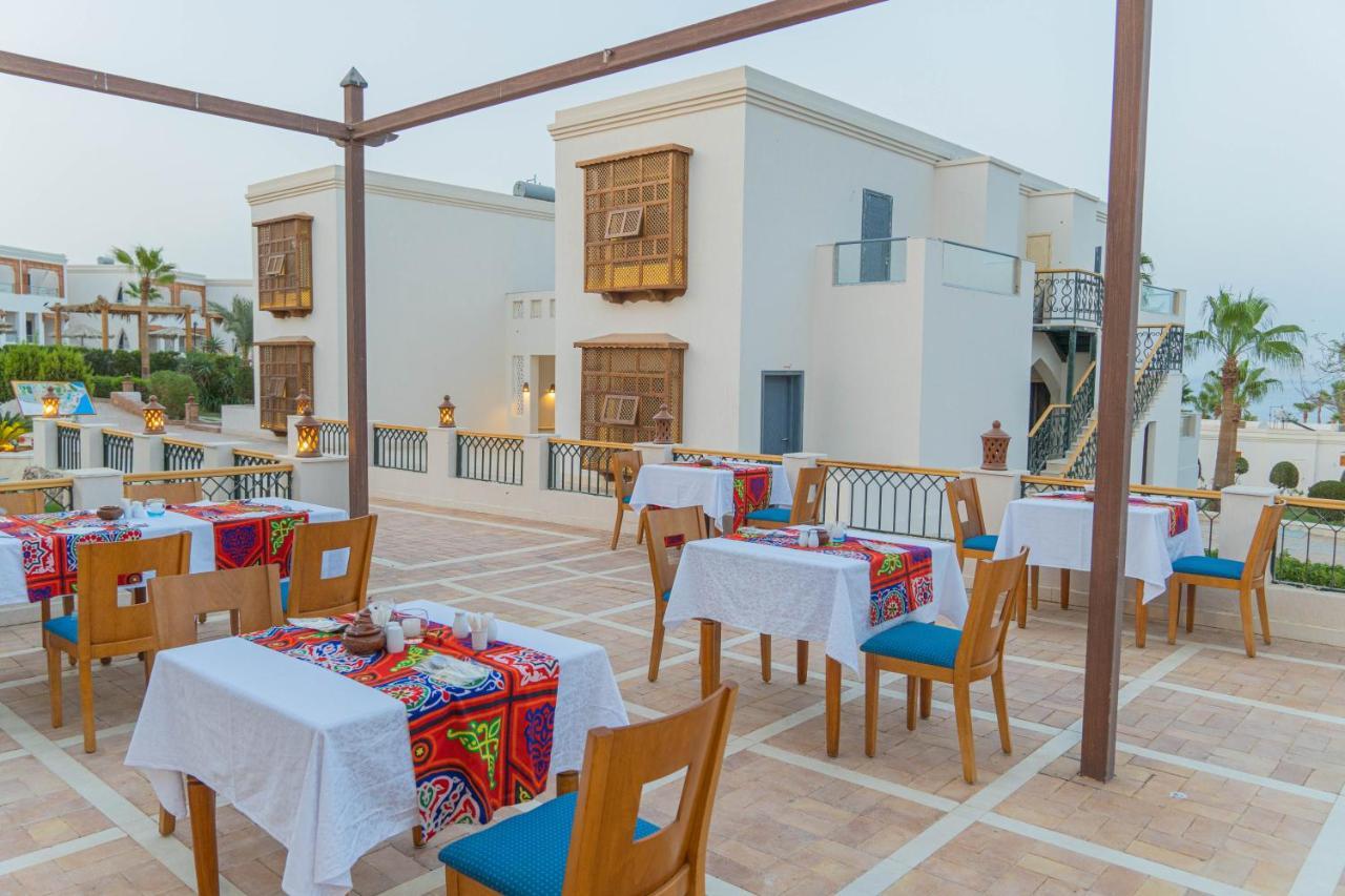 Club Reef & Resort 4*
