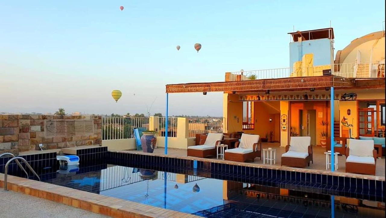 Thebes Hotel 3*
