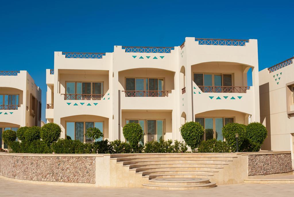 Resort Sharks Bay Oasis Aqua Park Resort 3*