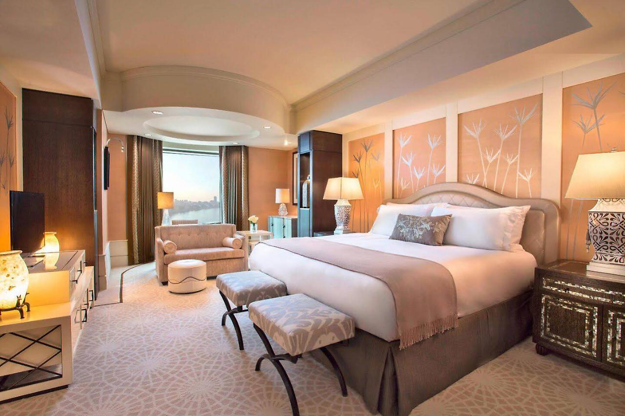 The St. Regis 5*