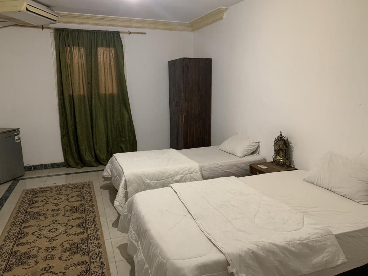 Hotel King Khufu Pyramids View Kafret el-Gabal