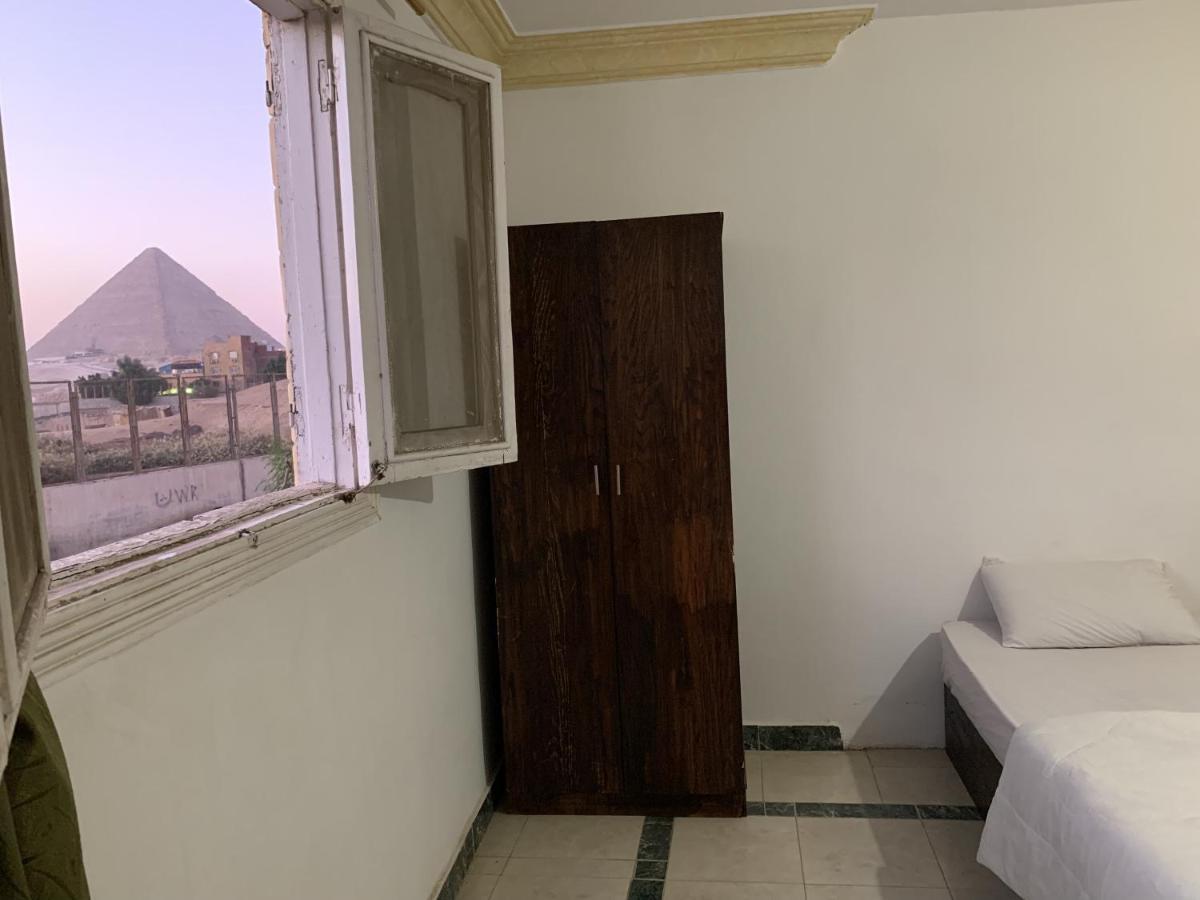 King Khufu Pyramids View