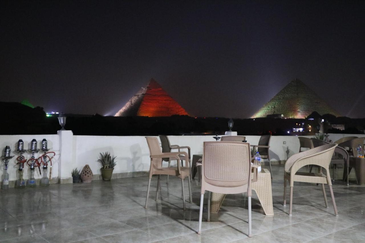 Hotel King Khufu Pyramids View