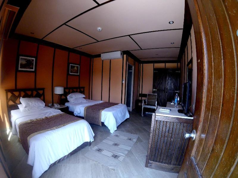 Xperience Golden Sandy Resort 4*