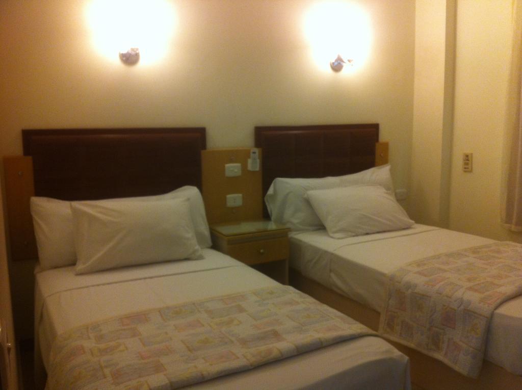Sharks Bay Oasis Aqua Park Resort 3*