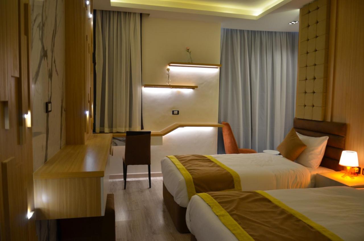 Aparthotel Elite