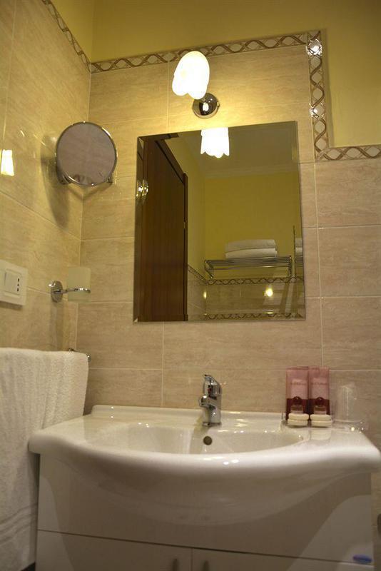 Golden 5 Emerald Sahl Hasheesh