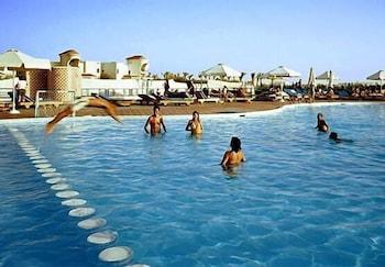 Cliff Hotel 2*