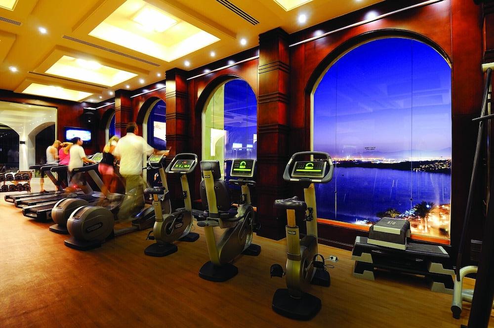 Reef Oasis Blue Bay & 5*
