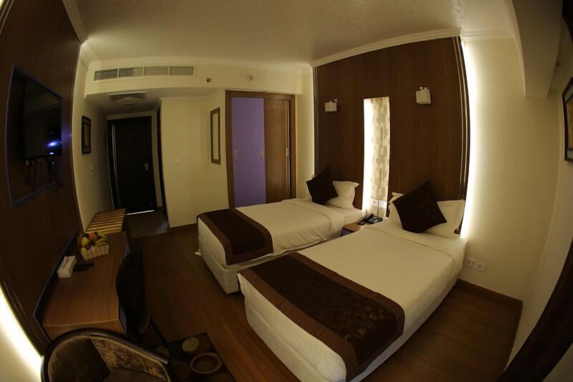 Hotel Tolip Maadi 4*