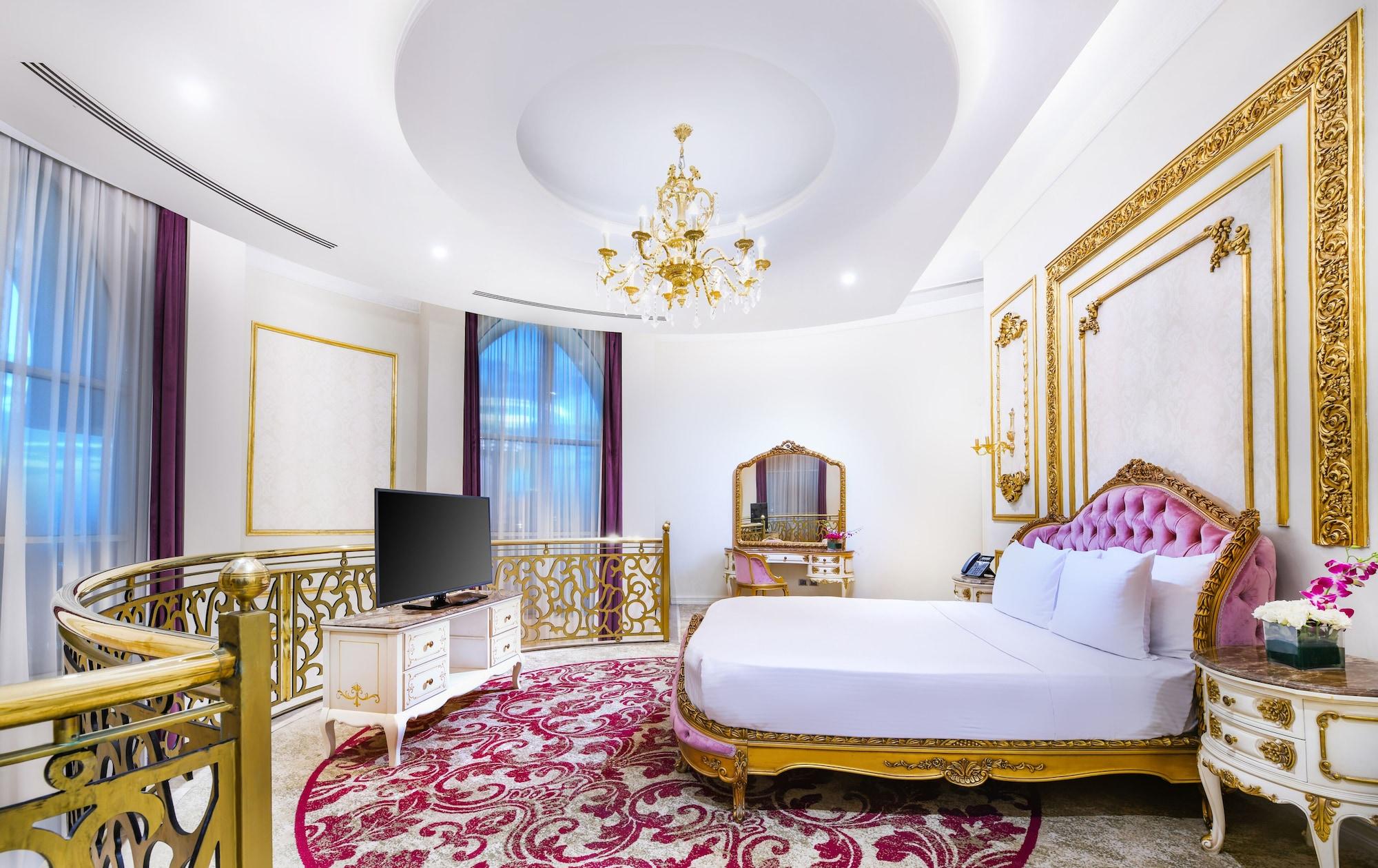 Tolip Golden Plaza 5*
