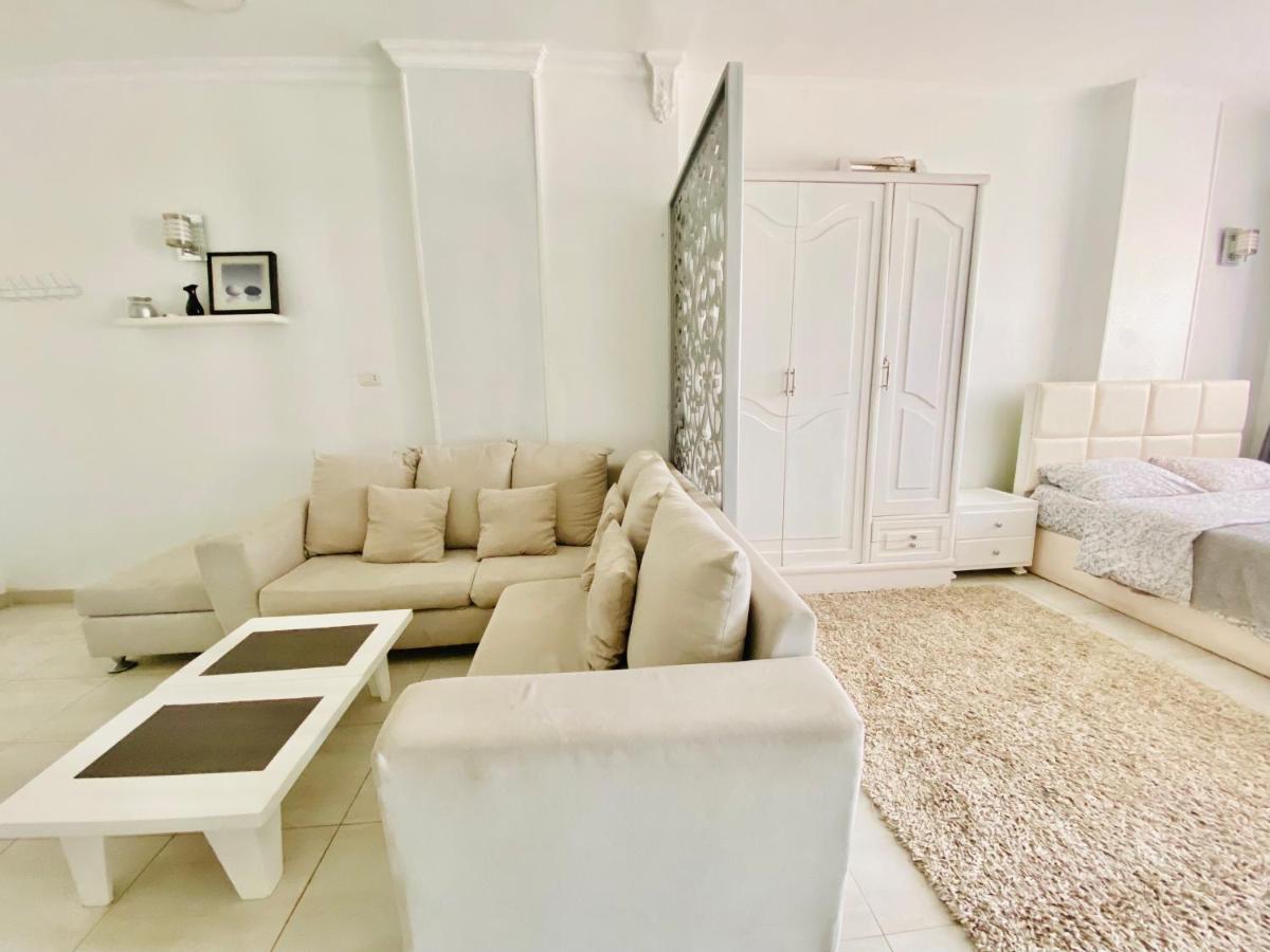 Marilyn With Sea View Wi Fi Apartment Hurghada