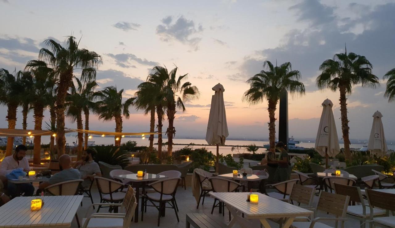 Soma Bay Ambiance - Relaxed - Next To The Breakers *