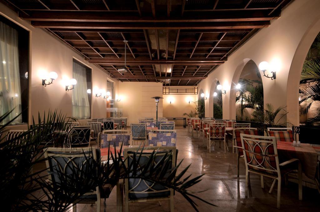 Grand Pyramids Hotel Giza