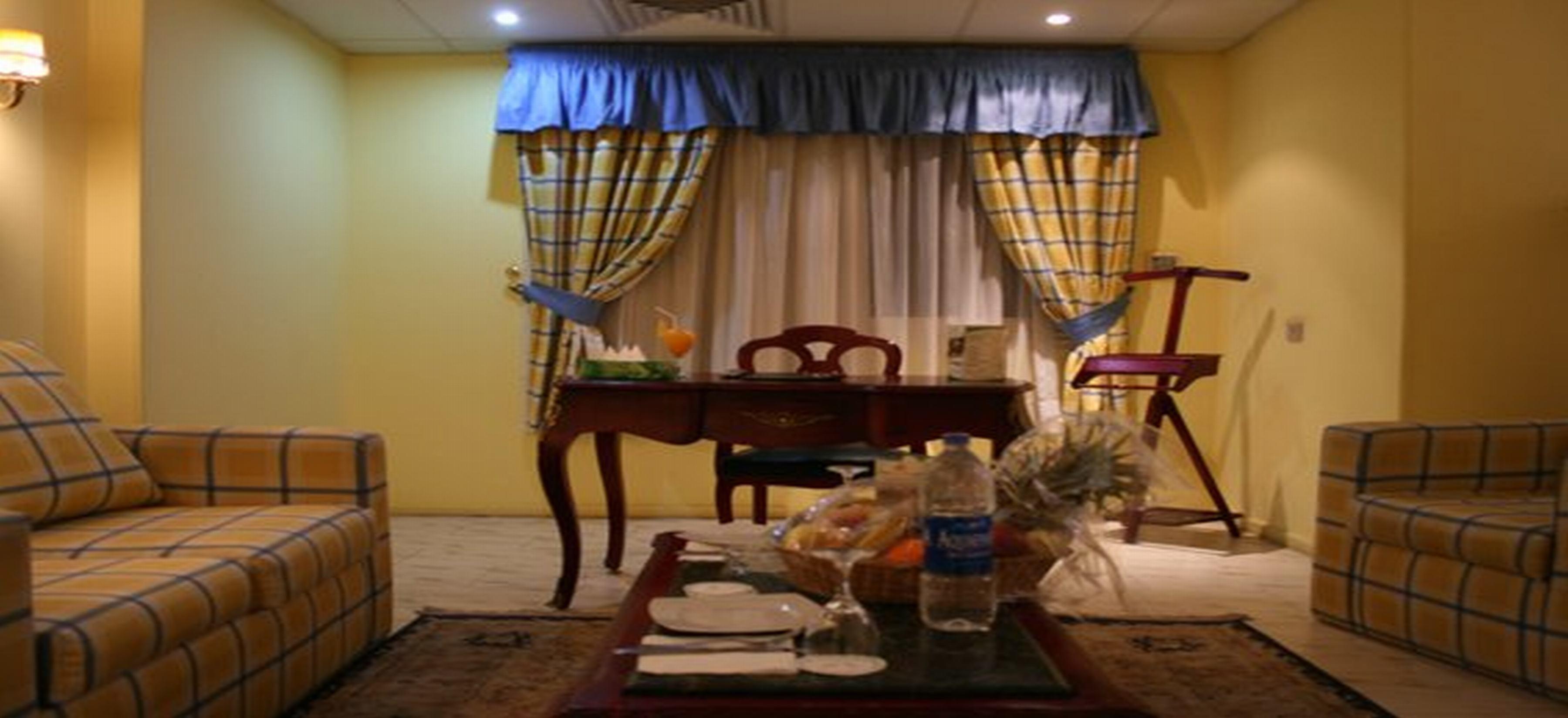 Holidays Express Hotel 3*
