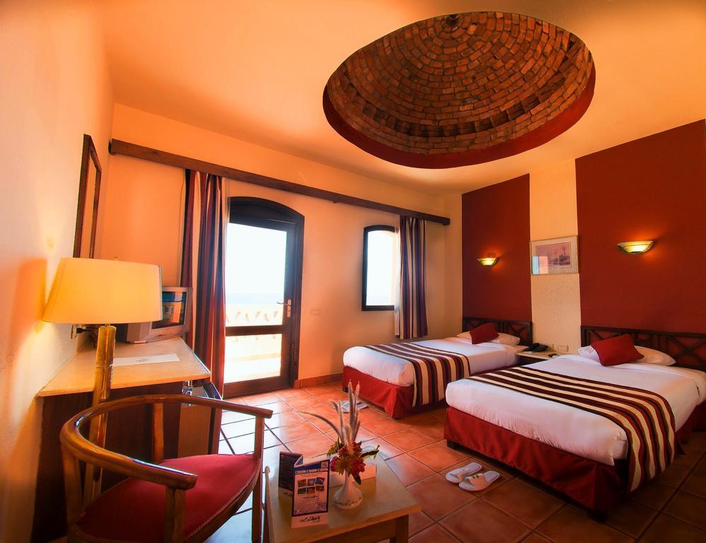 Resort Jaz Neo Reef Marsa
