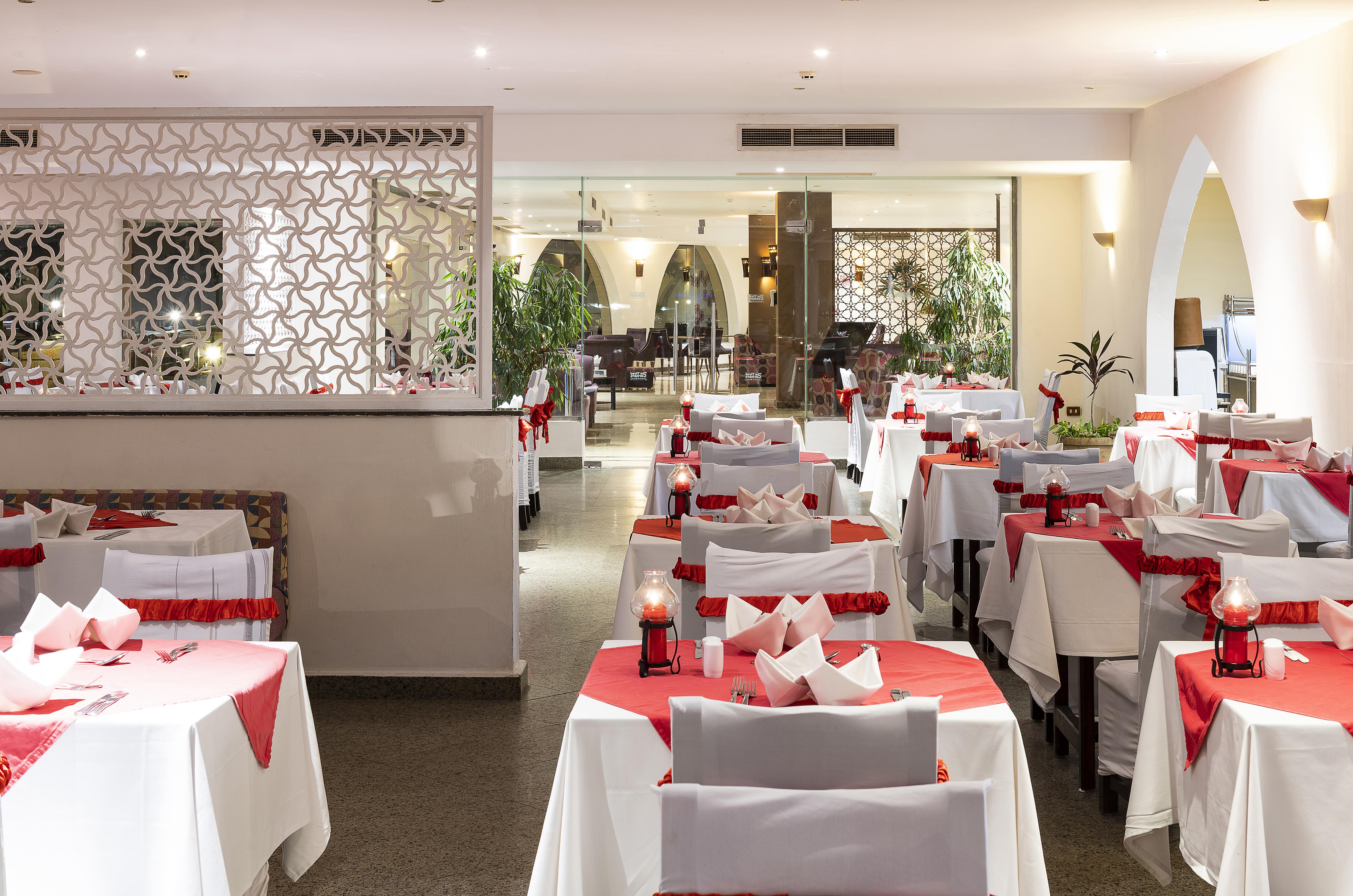 Three Corners Equinox 4*