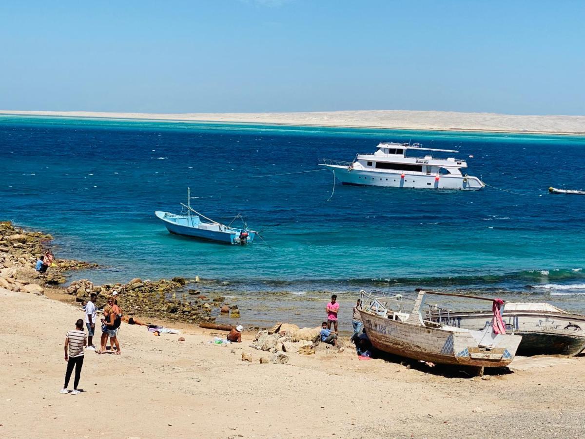 Marilyn With Sea View Wi Fi Hurghada