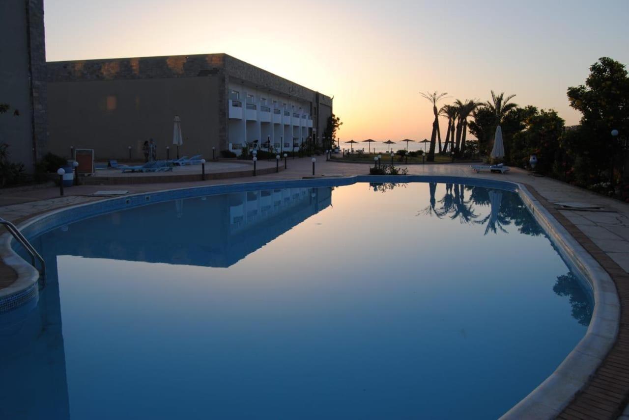 Cecelia Resort