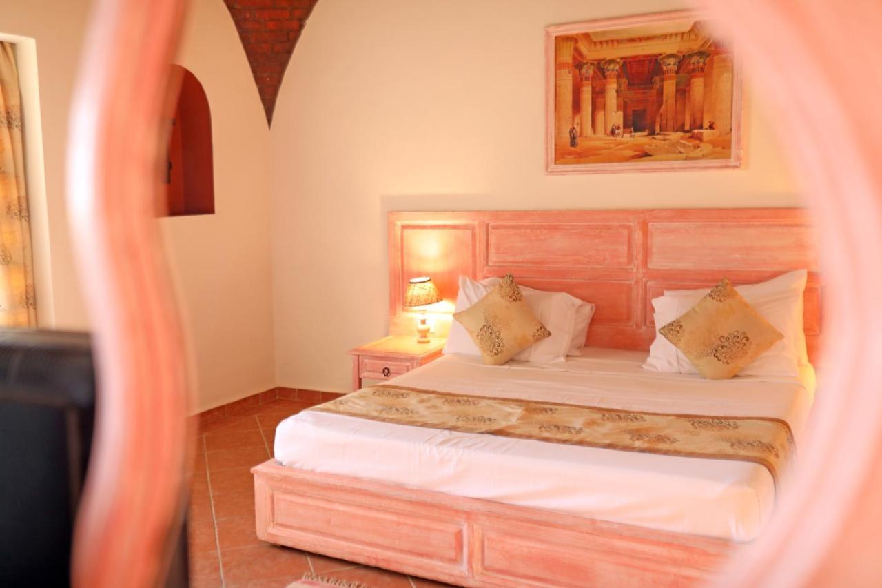 Dream Lagoon & Aqua Park Hotel 4*