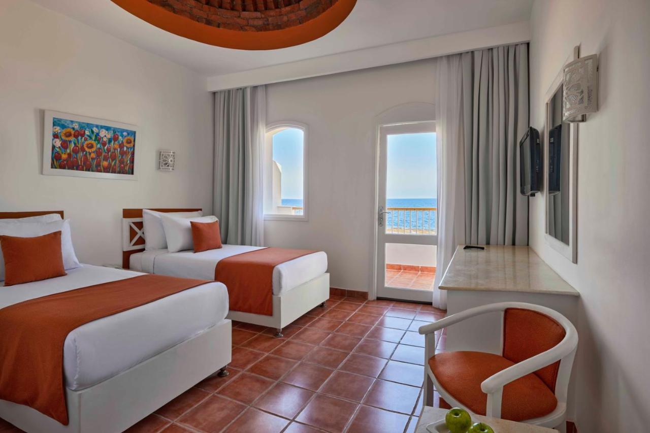 Jaz Neo Reef Marsa 4*