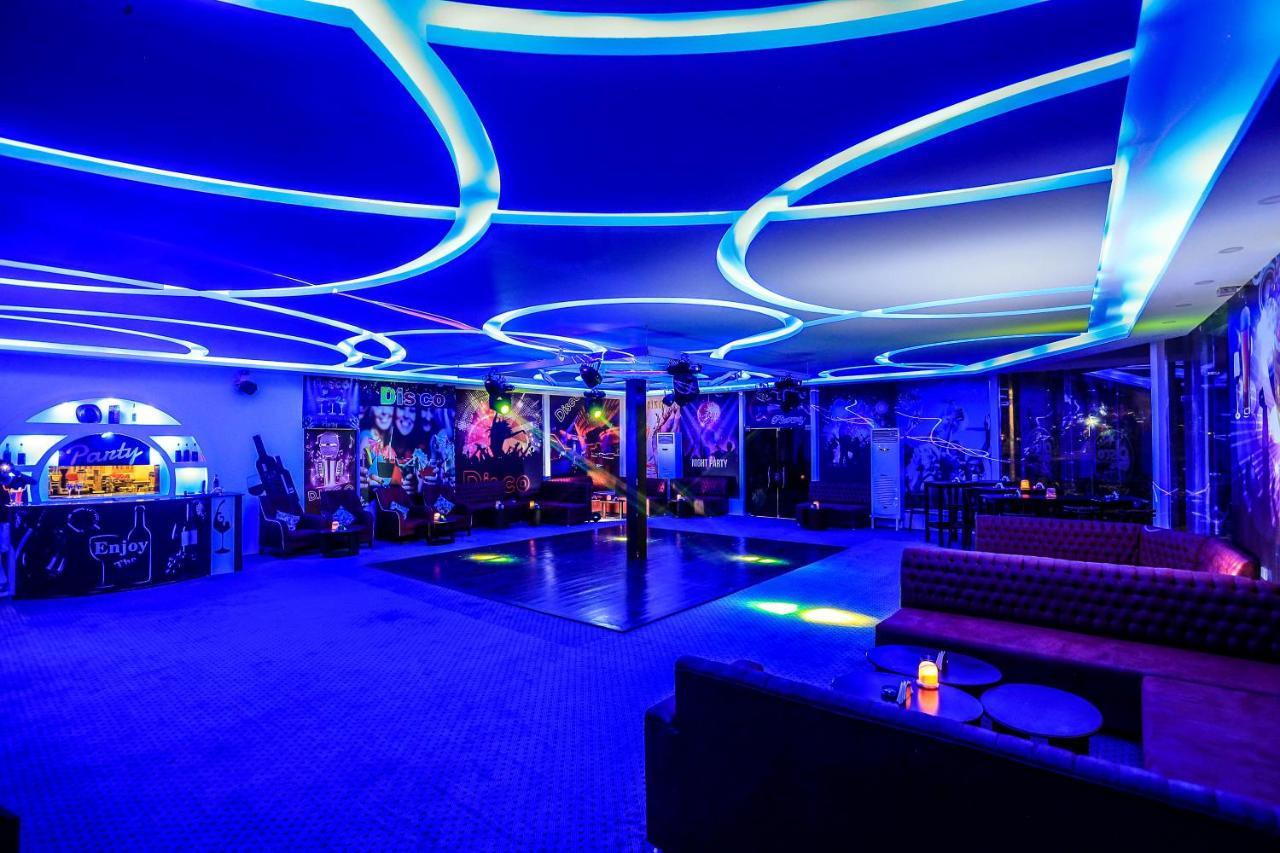Mirage Bay & Aqua Park 4*