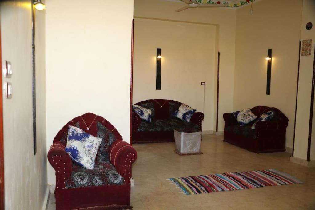 Twin Close To Tourist Areas Apartment Luxor