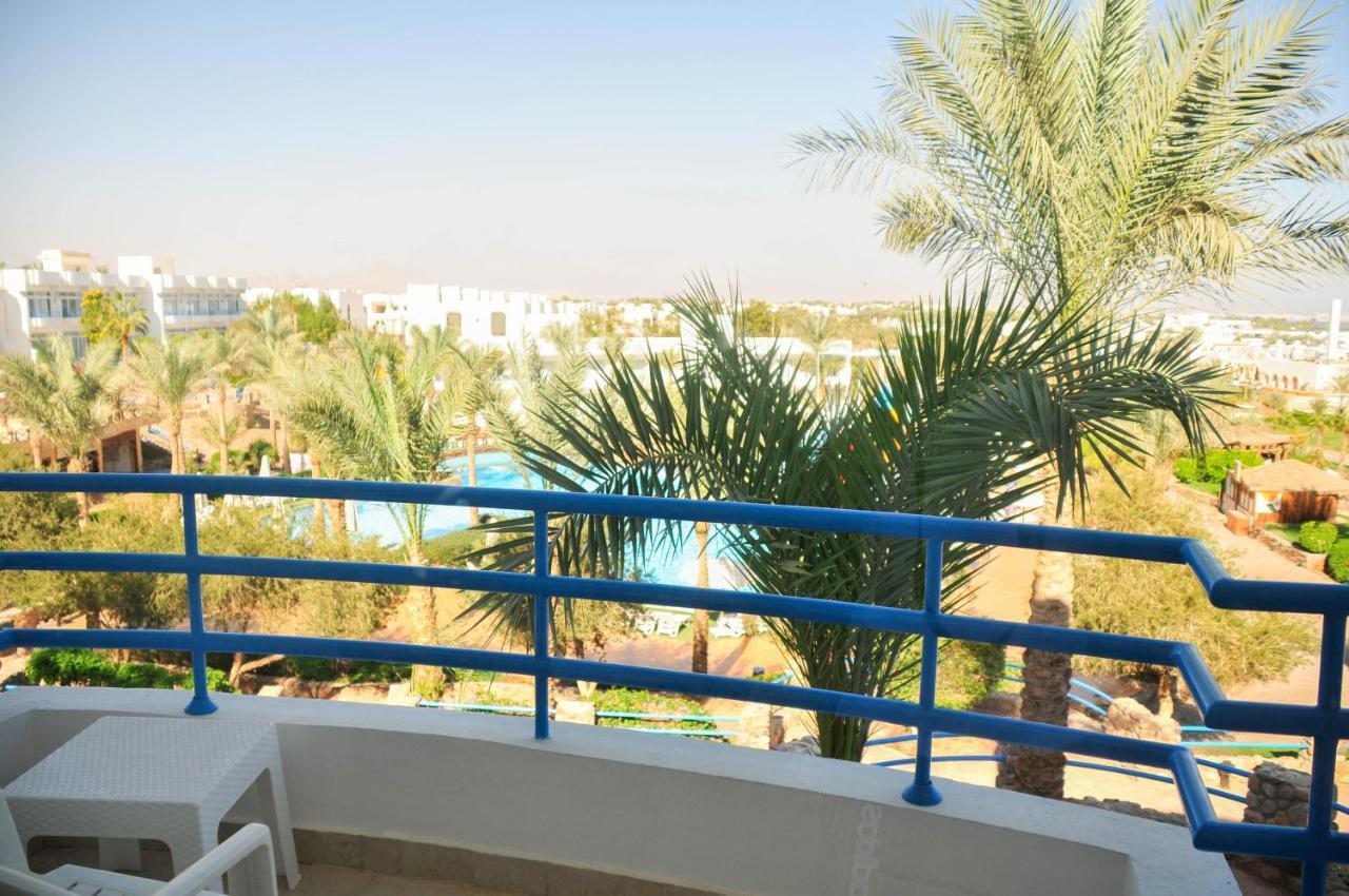Queen View Resort