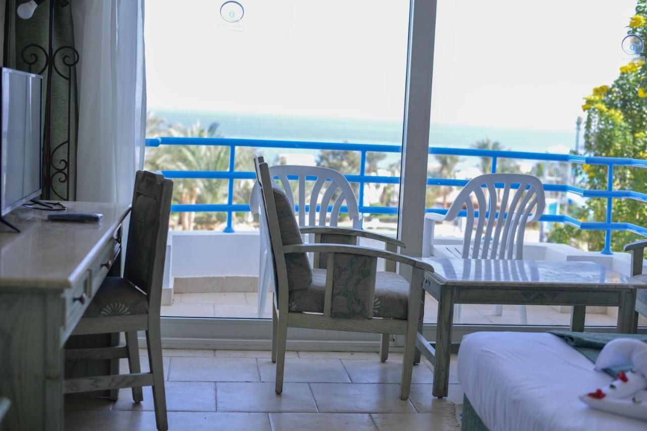 Resort Queen View 4*