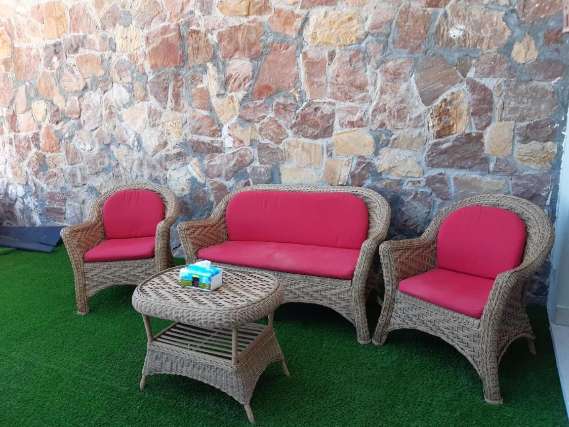 Elegant & Cozy Sea View Studio - Azzurra Apartament *