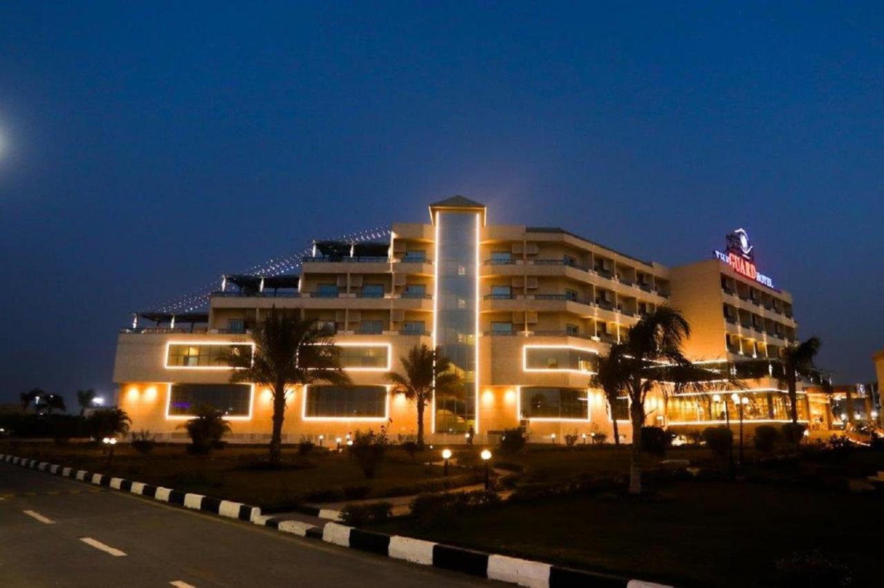 The Guard Otel Kahire