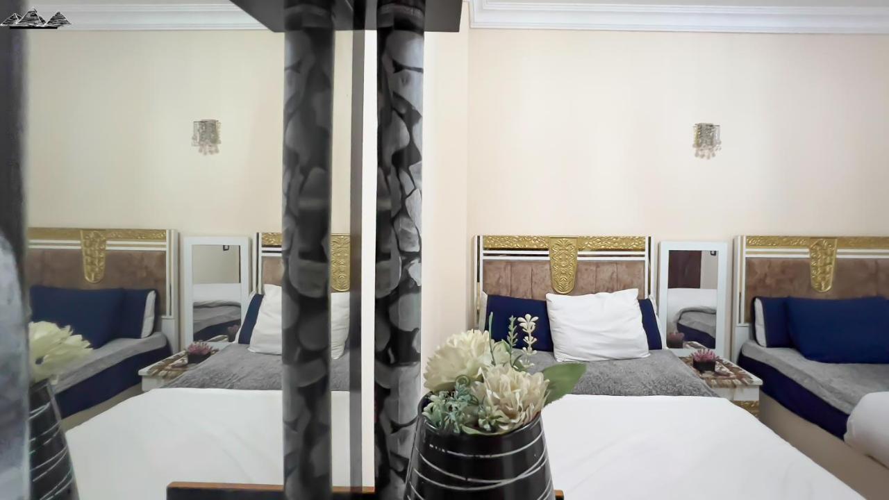 Panorama Pyramids & Jacuzzi Apartment *